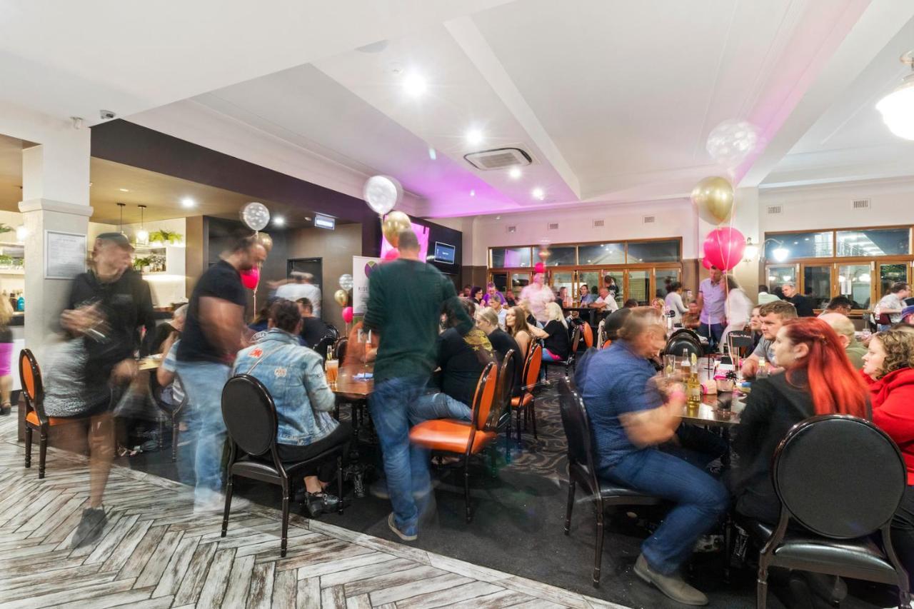 Hotel Queanbeyan Canberra Екстериор снимка