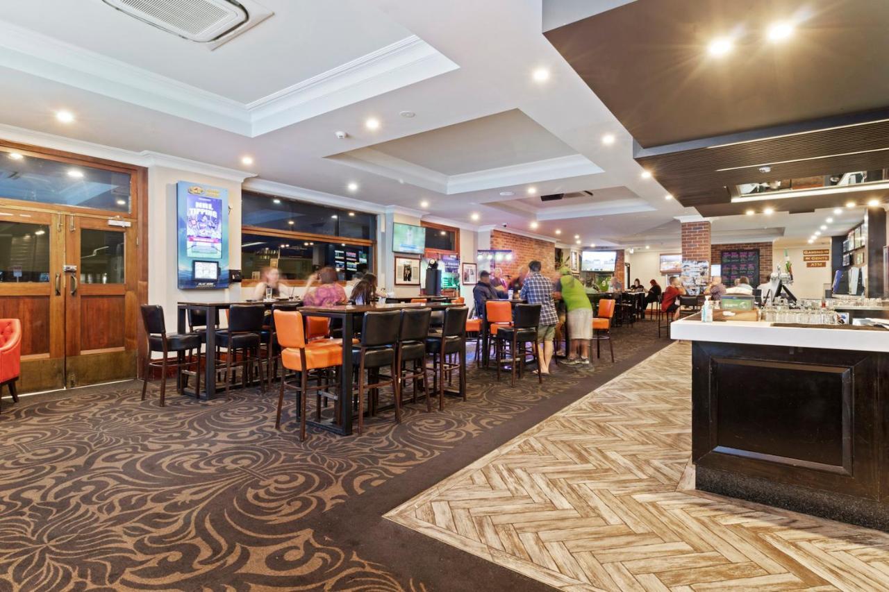 Hotel Queanbeyan Canberra Екстериор снимка