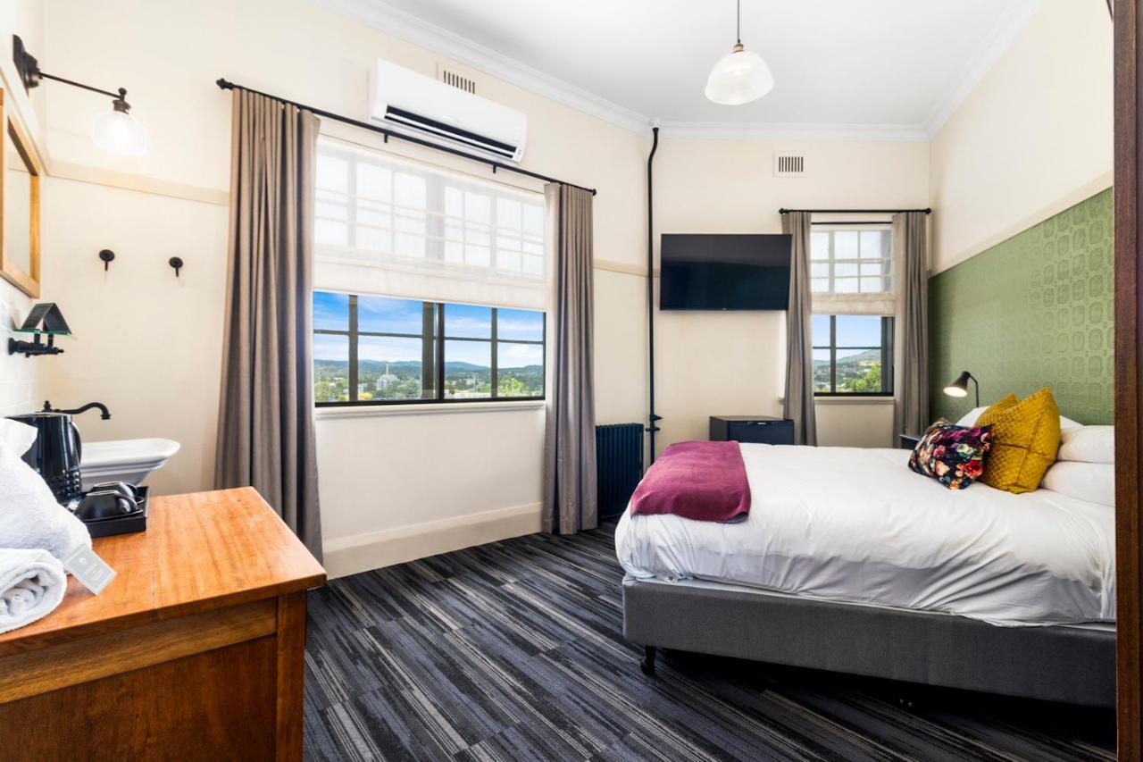 Hotel Queanbeyan Canberra Екстериор снимка