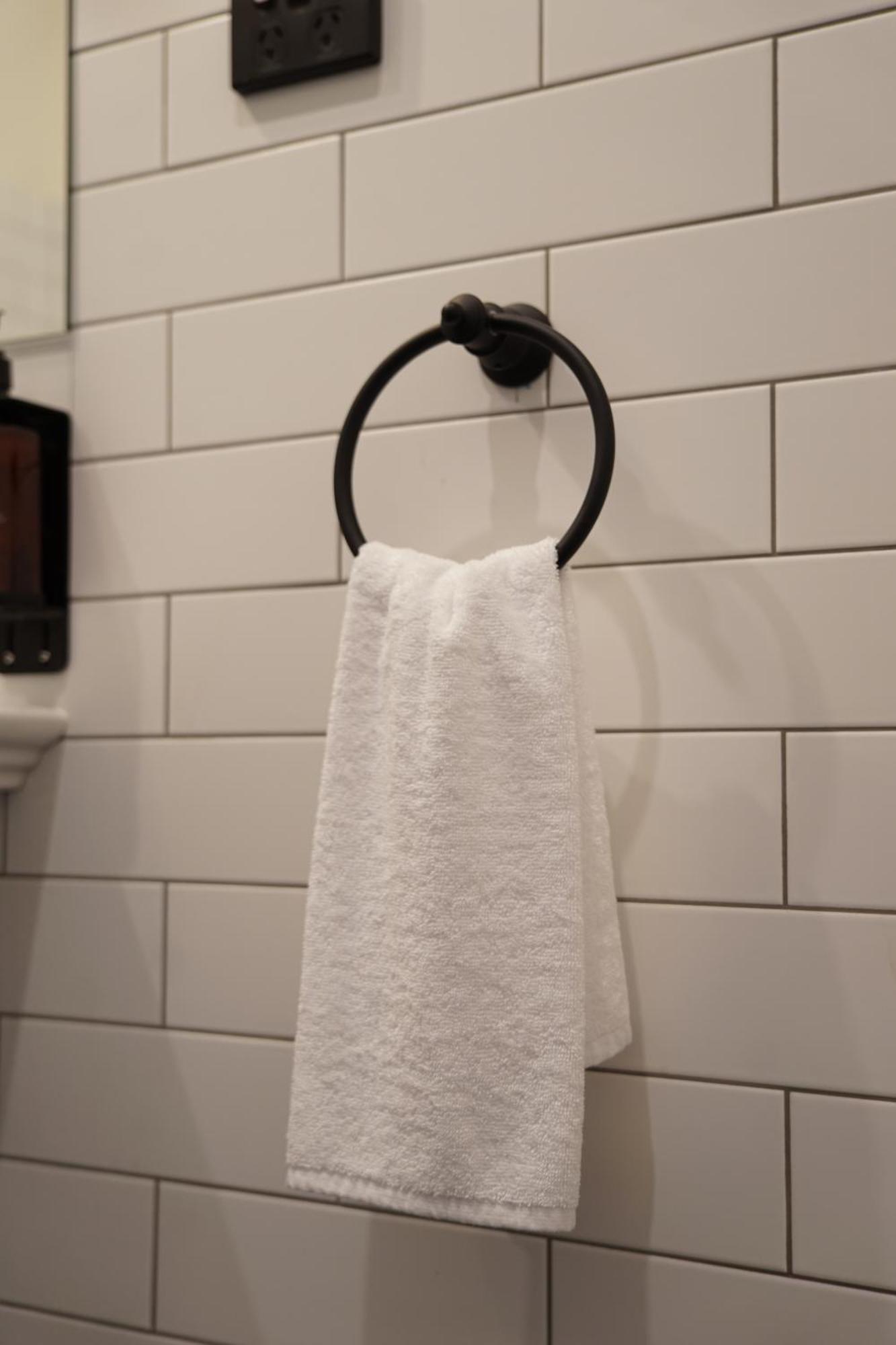 Hotel Queanbeyan Canberra Екстериор снимка